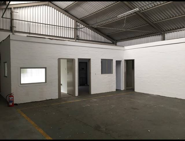 380M² FACTORY TO LET IN BEACONVALE